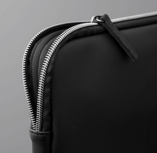 Laut Prestige Protective Sleeve for MacBook 13'' - Black
