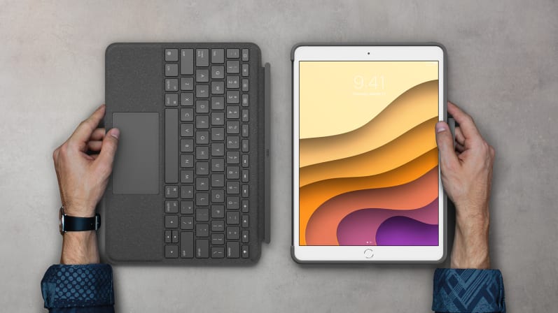 Logitech Combo Touch for iPad 7th/8th/9th generation